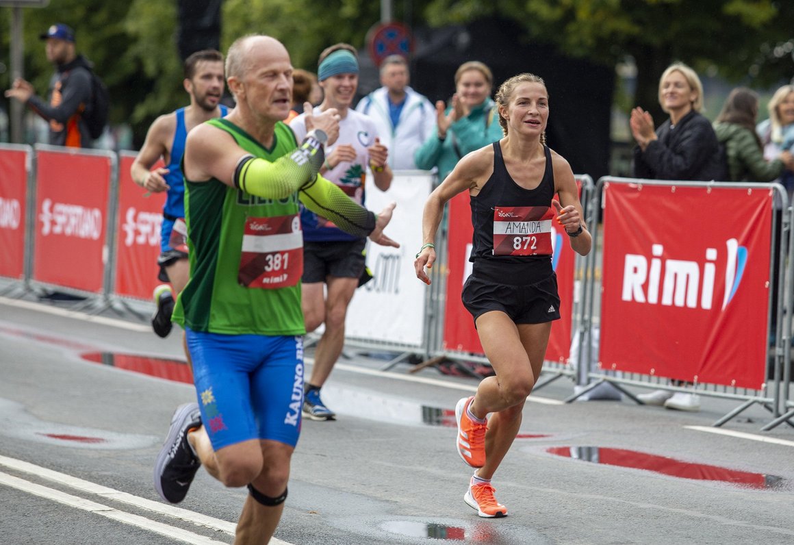 2021.gada Rimi Rīgas maratona uzvarētāja Amanda Krūmiņa