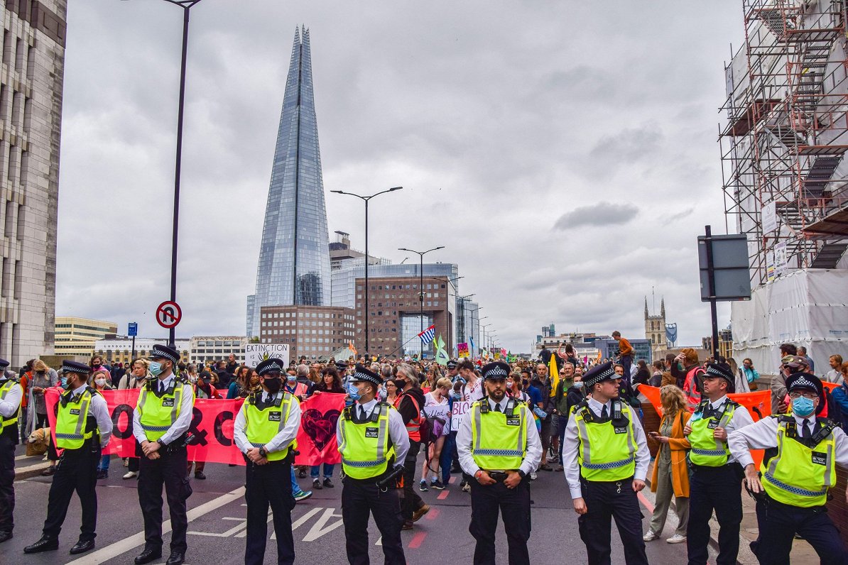 Londonā protests pret klimata izmaiņām, 30.08.2021.