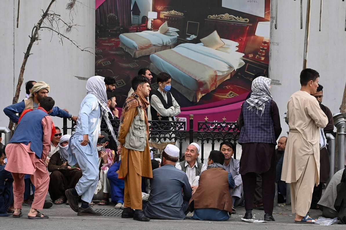 Cilvēki Afganistānas galvaspilsētā Kabulā. 2021. gada augusts.