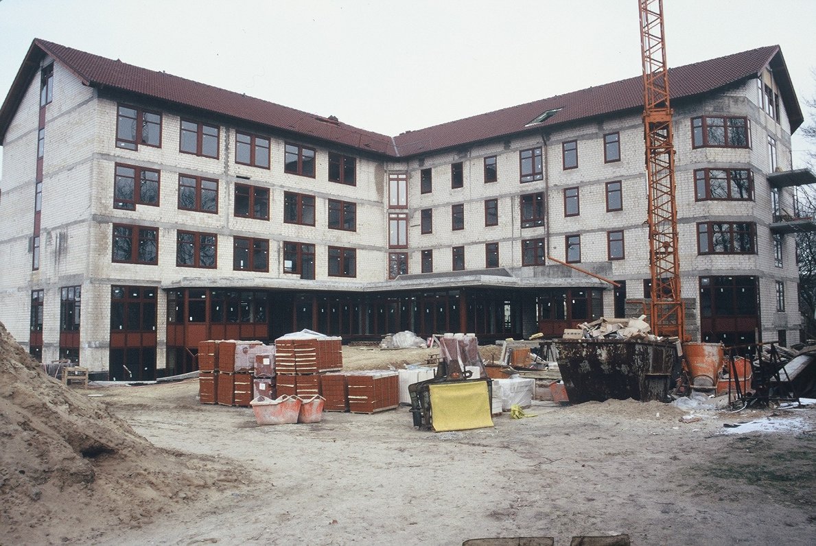 LCM ēka būvniecības procesā.