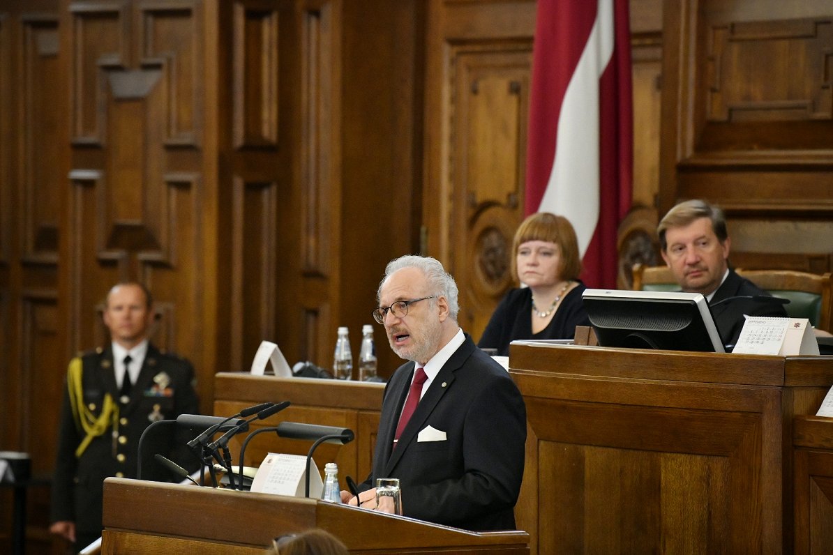 Valsts prezidents Egils Levits saka runu Saeimas rudens sesijas plenārsēdes atklāšanā.