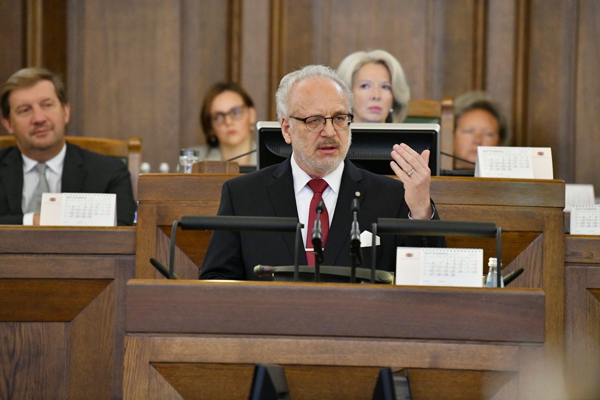 Valsts prezidents Egils Levits saka runu Saeimas rudens sesijas plenārsēdes atklāšanā.