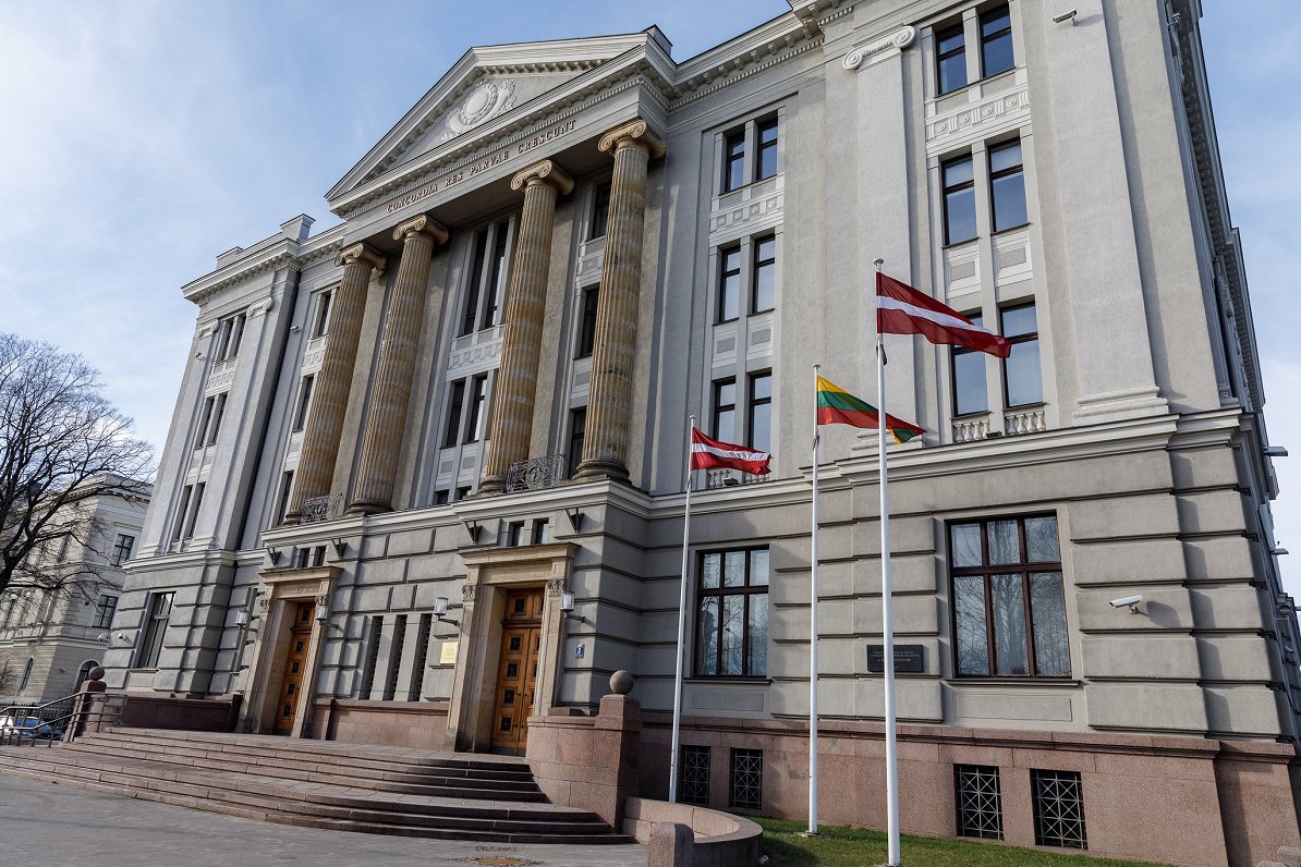 Ministry of Foreign Affairs building with Latvian and Lithuanian flags