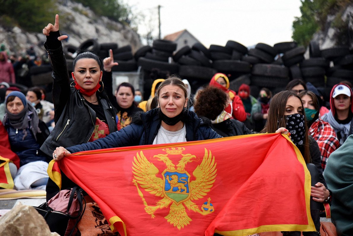 Protestētāji iebilst pret jaunā Melnkalnes bīskapa apstiprināšanu