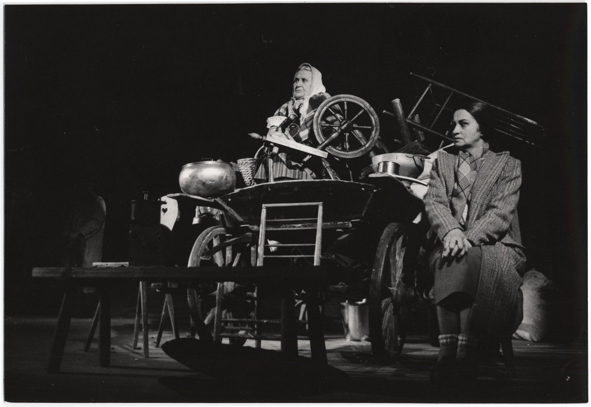 Gunāra Priedes “Centrifūga” Jaunatnes teātrī (1985). Režisors Ādolfs Šapiro, scenogrāfs Andris Freib...