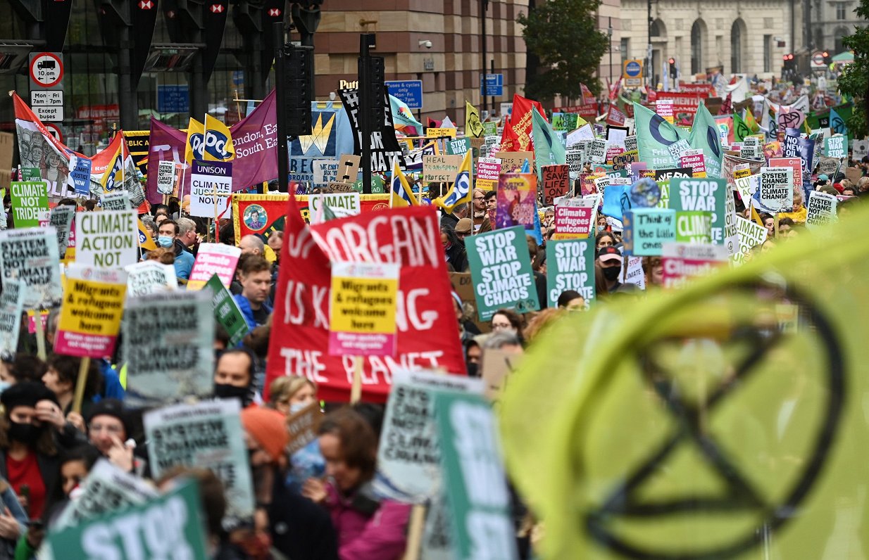 Lielbritānijā protests saistībā ar ANO Klimata konferenci Glāzgovā, 2021.gada novembris.