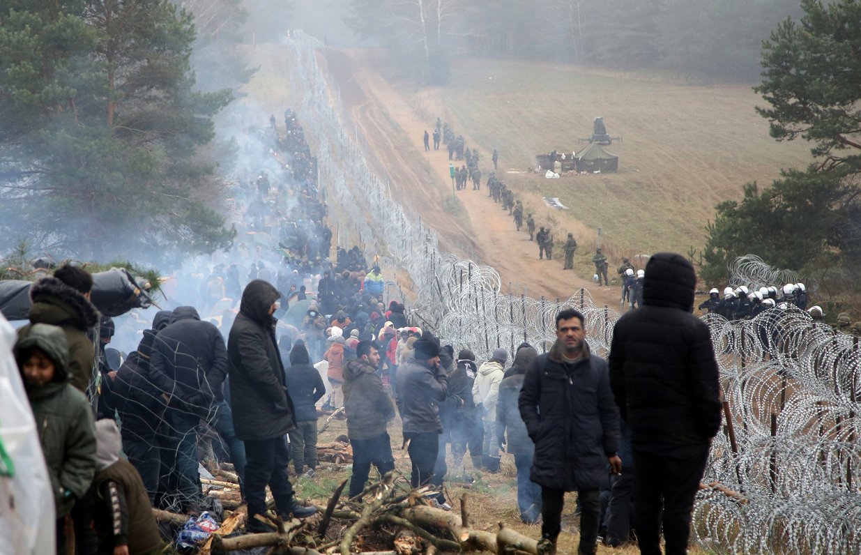 Migranti pie Baltkrievijas un Polijas robežas