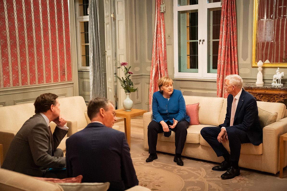 Ministru prezidents Krišjānis Kariņš tiekas ar Vācijas kancleri Angelu Merkeli