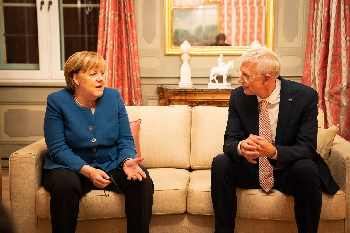 Angela Merkel and Krišjānis Kariņš