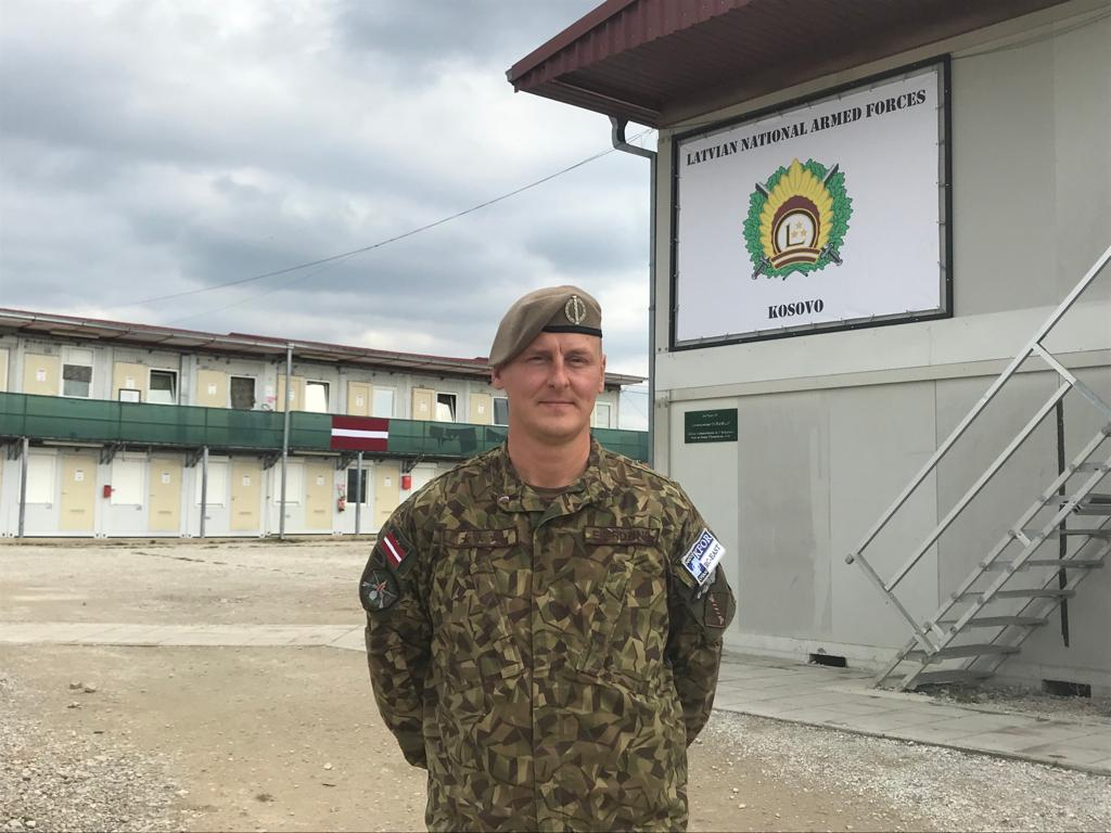 Elvijs Zirdziņš. Latvijas armijas militārā misija Kosovā.