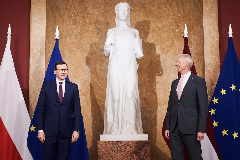 Latvijas premjers Krišjānis Kariņš (“Jaunā Vienotība”) Rīgā tiekas ar Polijas premjerministru Mateuš...
