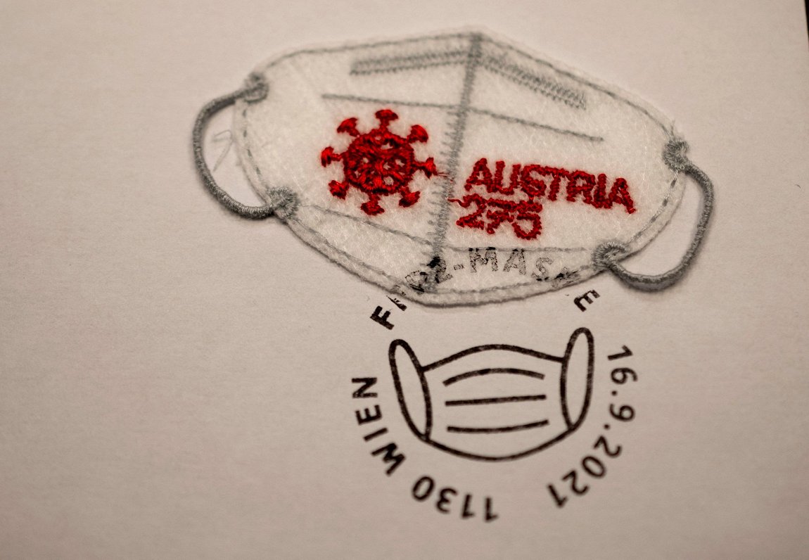 Austrijas Pasts izdevis pastmarkas, kas veidotas sejas maskas formā