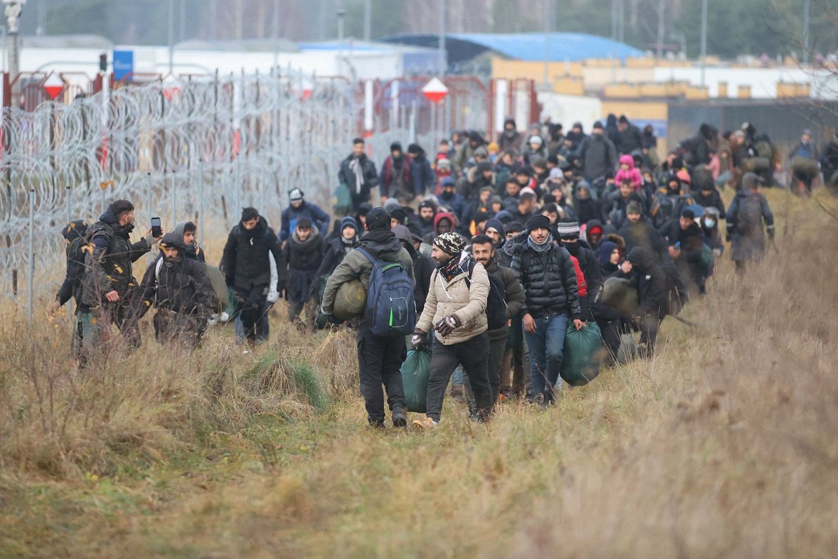 Migrantu grupa pie Baltkrievijas un Polijas robežas. 2021. gada rudens.
