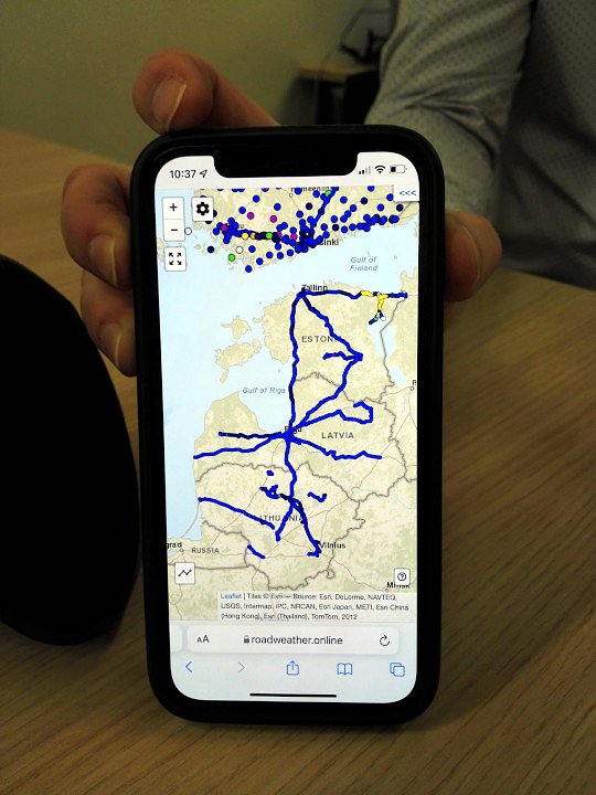 Сенсор для оценки состояния дороги и мобильное приложение