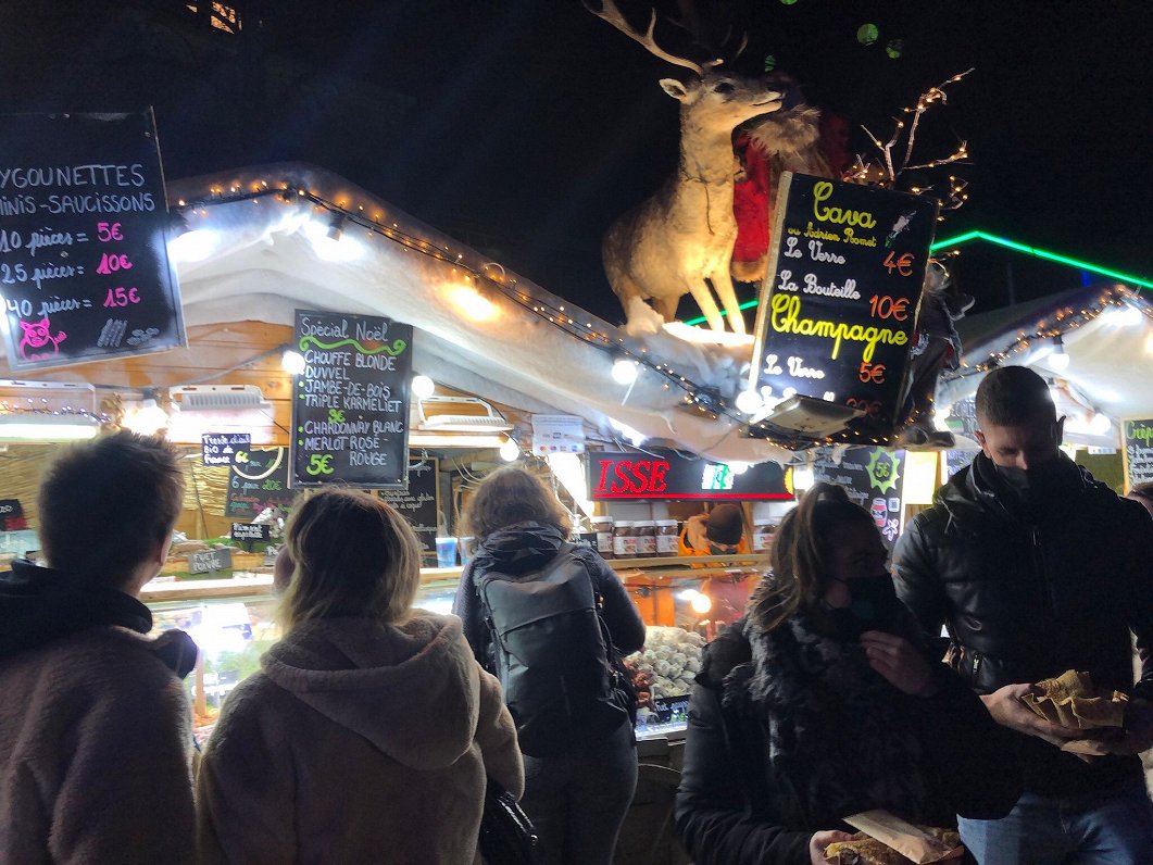Ziemassvētku tirdziņš Briselē, 2021.gada decembrī.