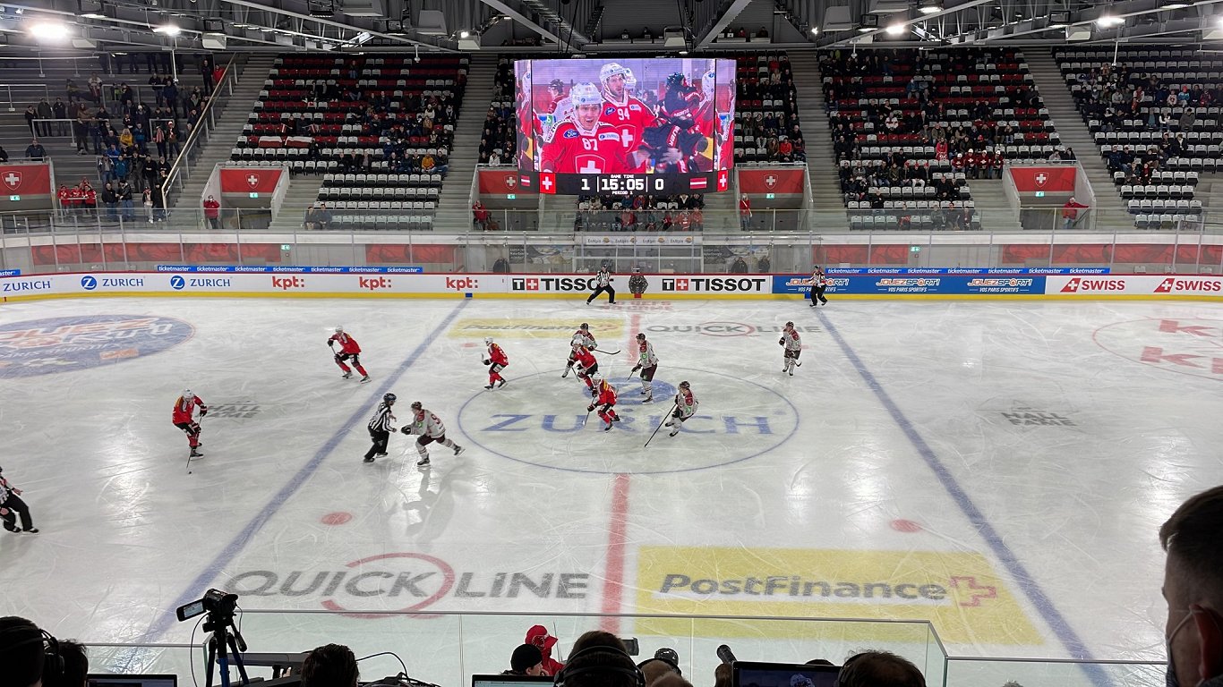 Latvijas hokeja valstsvienība Šveicē
