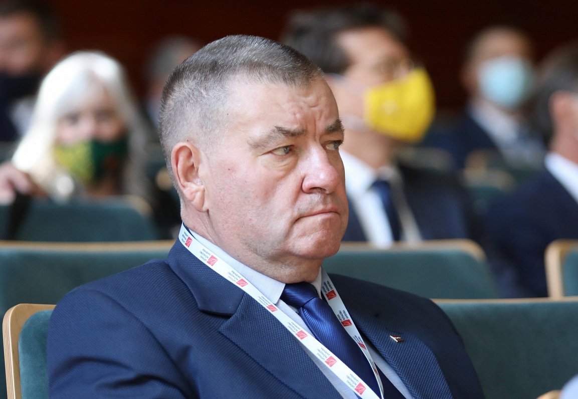 Jelgavas novada vadītājs Caune sola atkāpties pēc budžeta apstiprināšanas