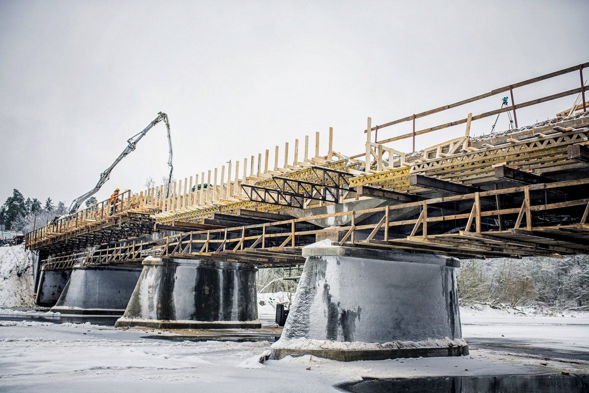 Gaujas tilta pie Strenčiem pārbūve. 2021. gada decembris.