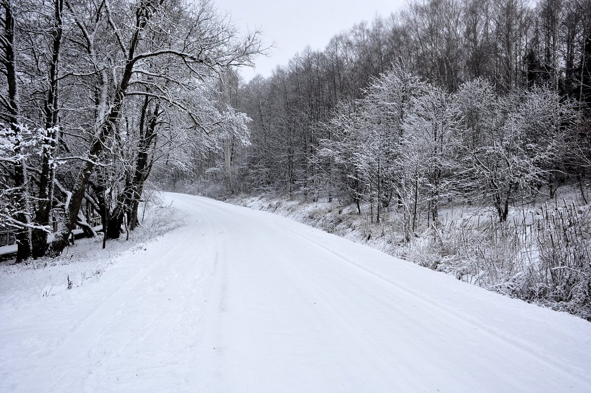 Rēzeknes, Jelgavas, Talsu un Valmieras novadā sniega tīrīšana sagādā galvassāpes