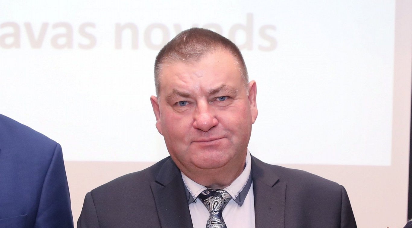 Ministrs atkārtoti prasa Caunes skaidrojumu par pārkāpumiem Jelgavas novada domē