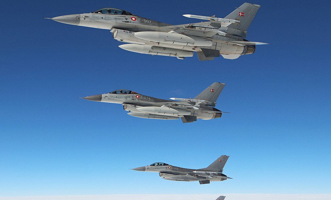 Dānijas kara lidmašīnas F-16
