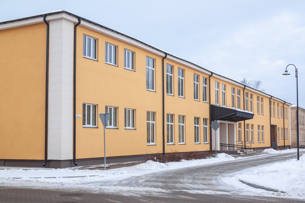 Latvijas Nacionālā arhīva ēka Komandanta ielā 9, Daugavpilī