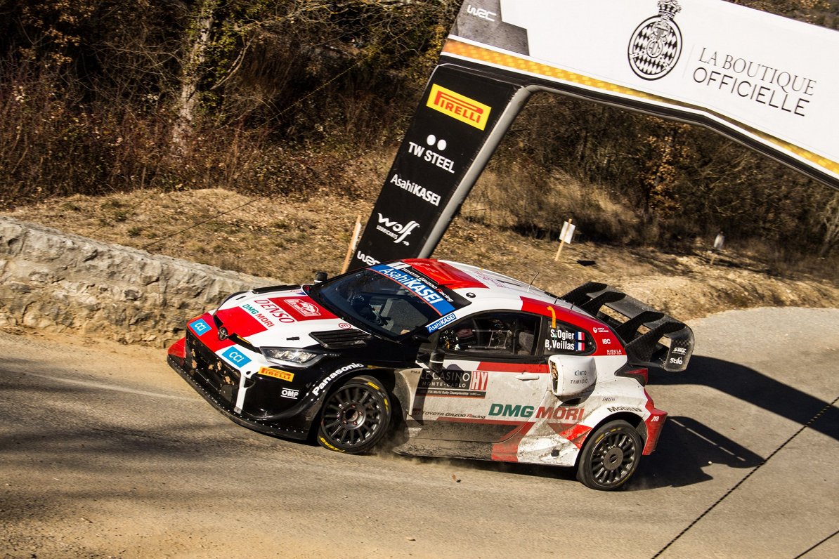 Sebastjena Ožjē ekipāža 2022. gada WRC Montekarlo rallijā.