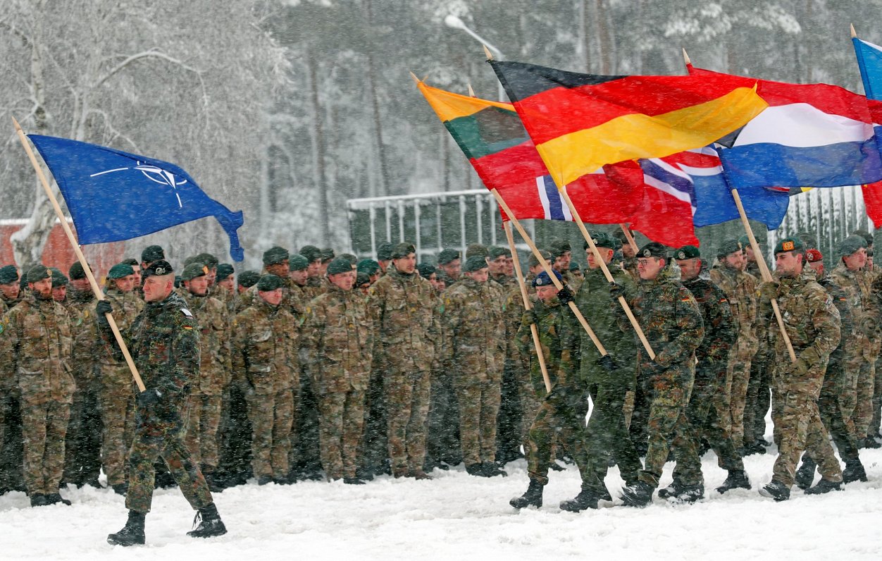 NATO spēku karavīri Ruklas bāzē Lietuvā