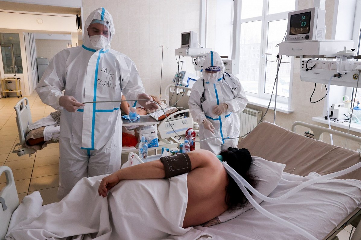 Covid-19 pacienta aprūpe slimnīcā Novgorodā
