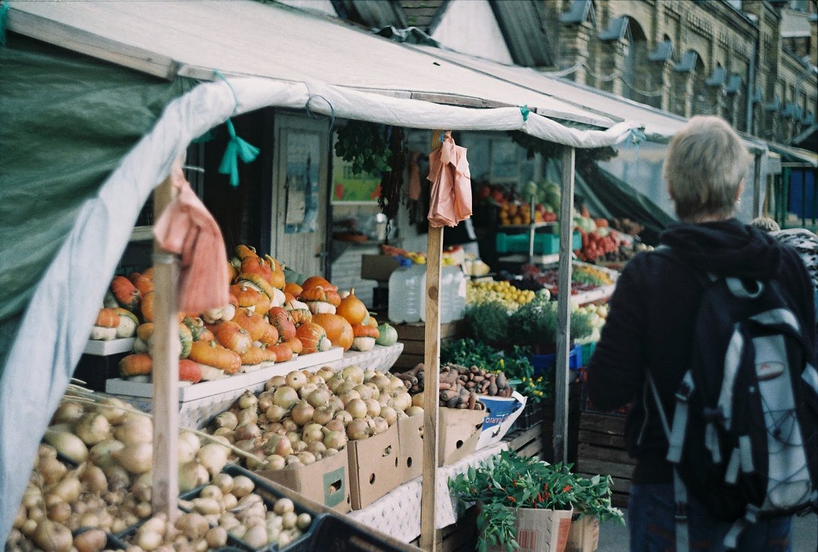 Fototūres laikā Vidzemes (Matīsa) tirgū. 2009. gads.