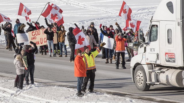 «Re:Check»: Cik plaši bija šoferu protesti Kanādā, un kāpēc par tiem stāsta Andris Ameriks?