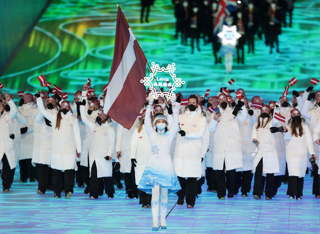 Латвийские спортсмены на открытии Олимпиады в Пекине