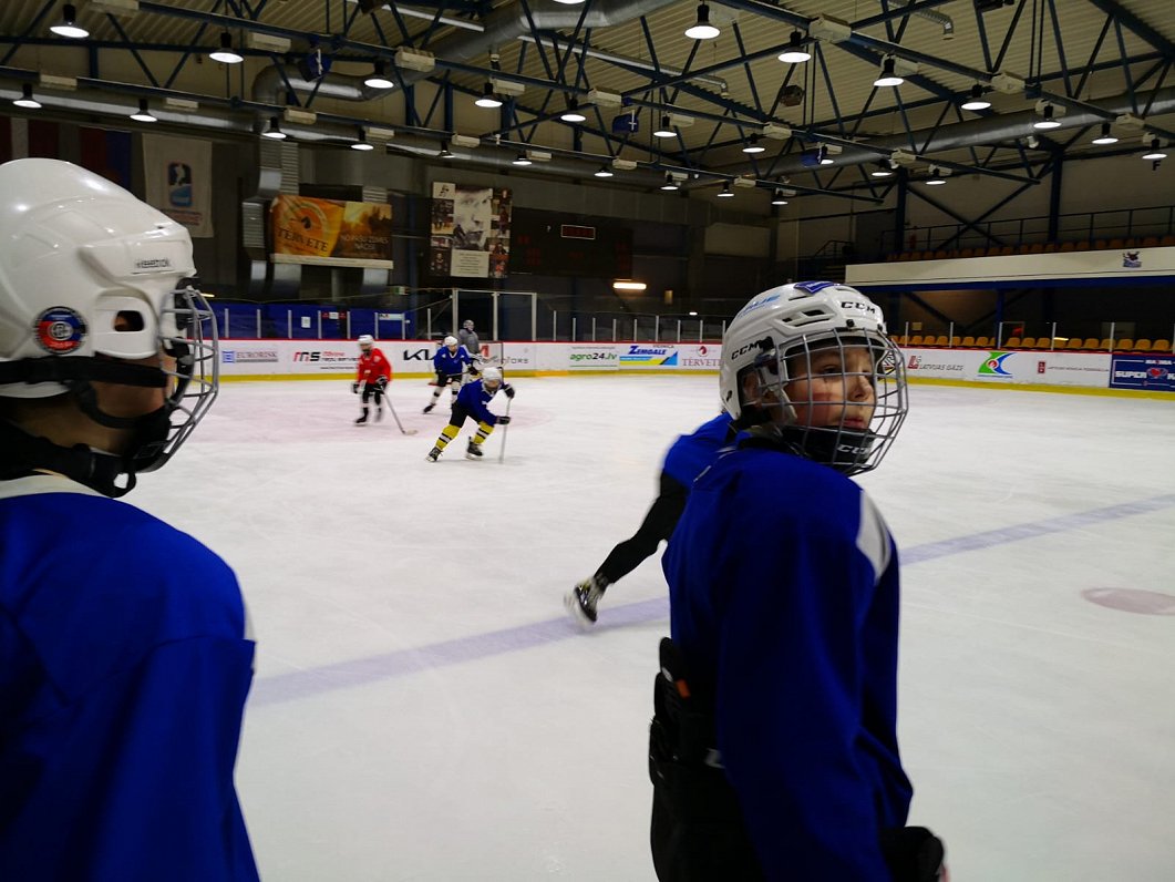 Jelgavas U-13 hokejisti