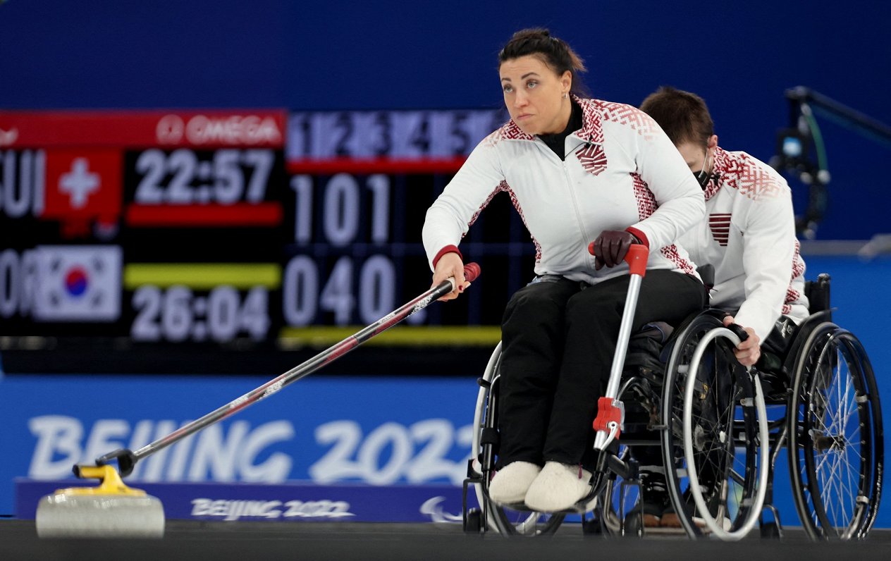 Latvisk rullestolteam i Beijing klarer ikke å ta over og gir etter for Norge / Artikkel