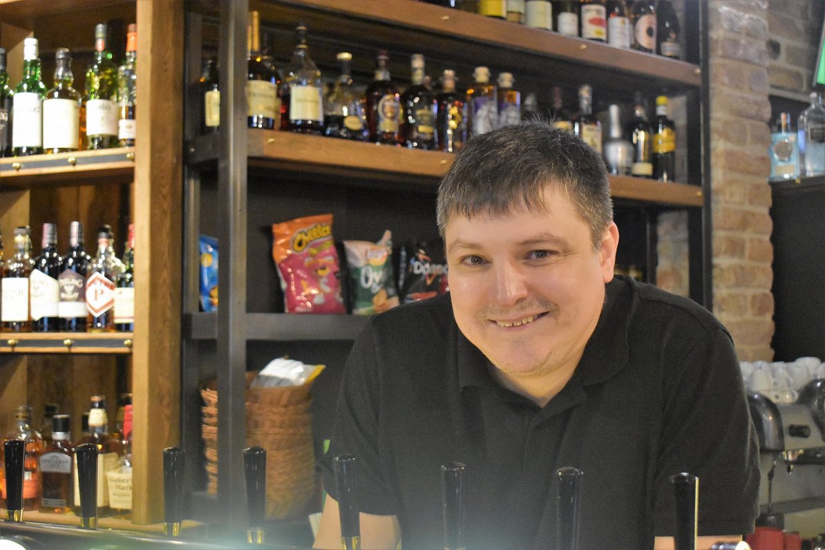 Ukrainian-Latvian bar tender Sergei Gudzs