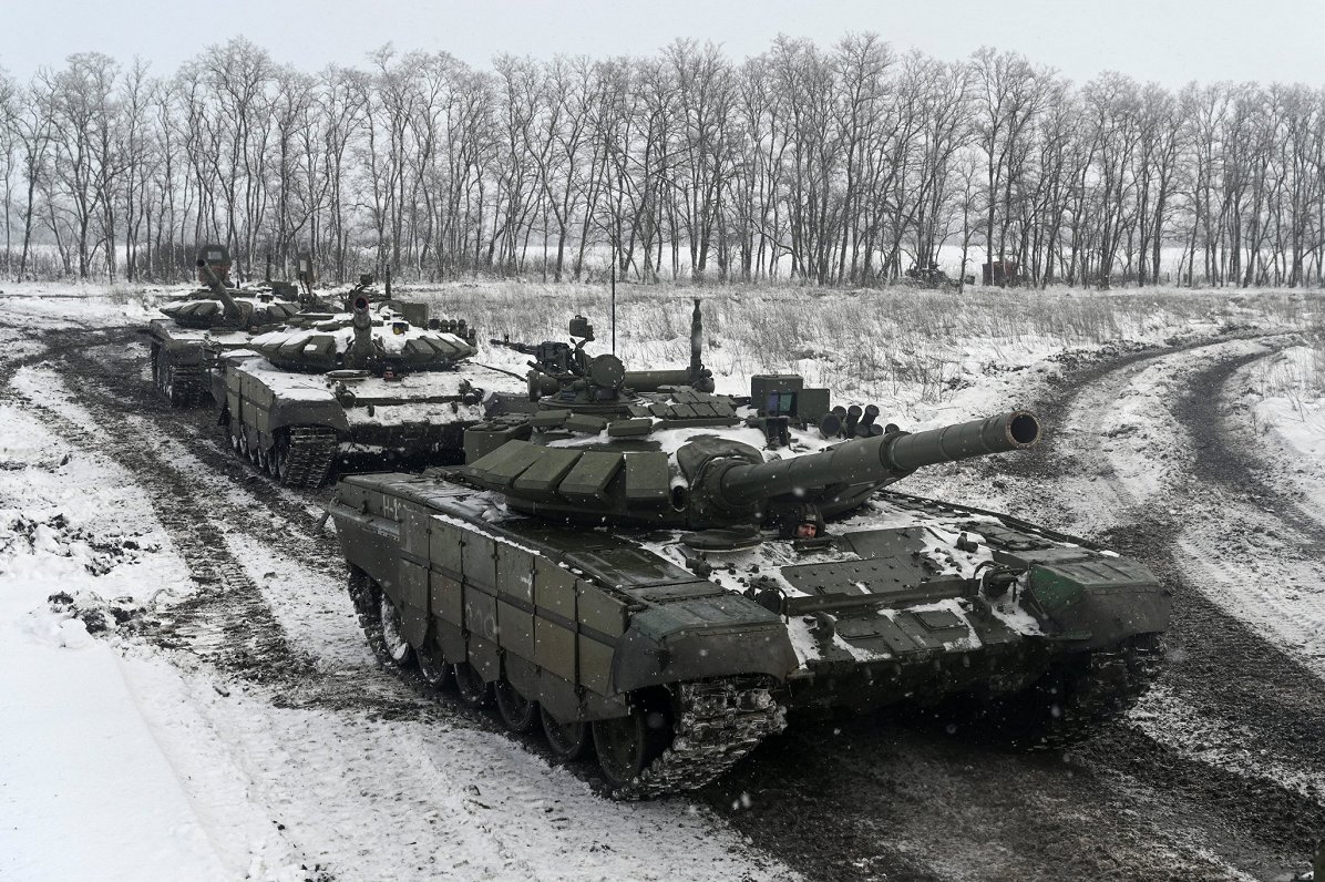 Krievu tanks T-72b3 Rostovas reģionā Krievijā. 2022. gada janvāris.