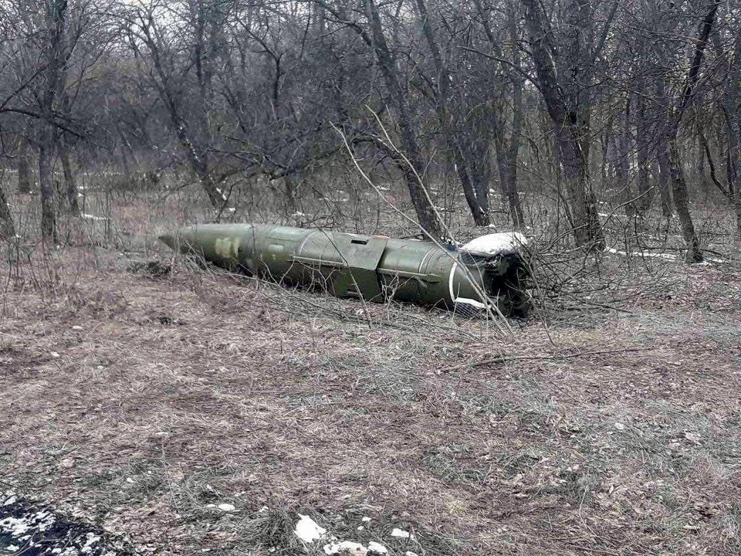 Неразорвавшаяся баллистическая ракета «Искандер». Украина, Краматорск, 10.03.2022