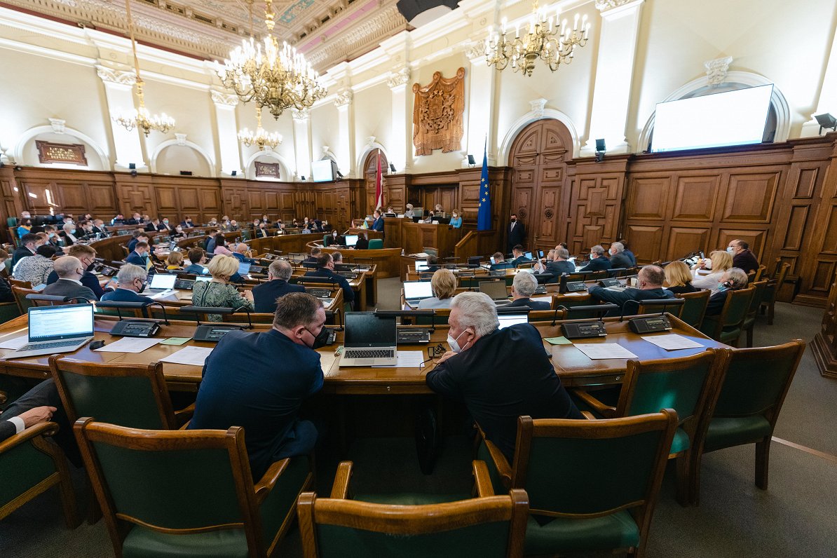 2022.gada 17.marts. Darbs Saeimas sēdē.