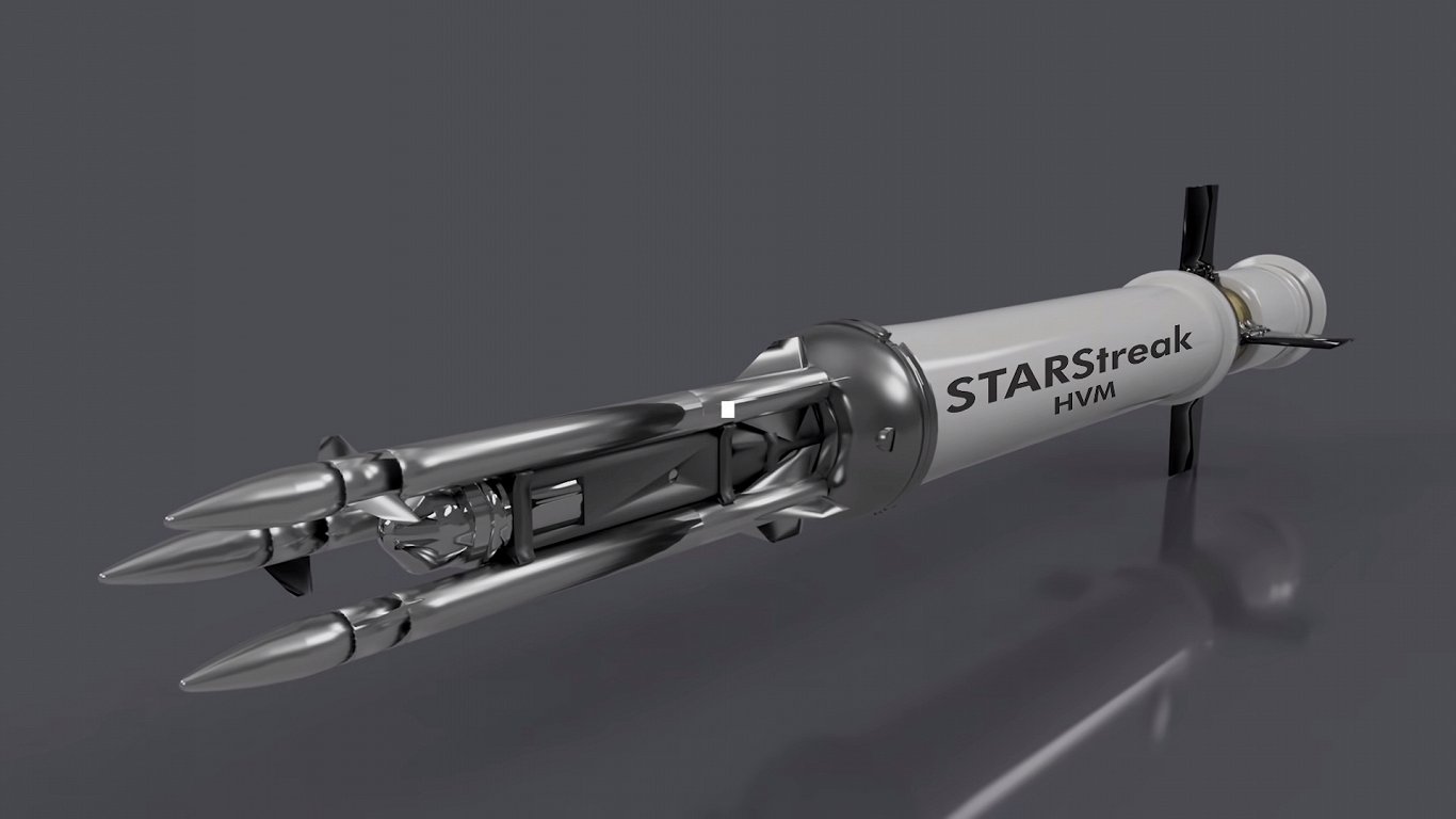 “Starstreak” pretgaisa aizsardzības raķešu metējs.