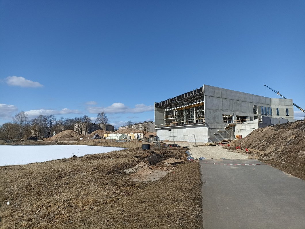 Rekreācijas centra būvniecība Rēzeknē pie Kovšu ezera, 2022. gada pavasaris