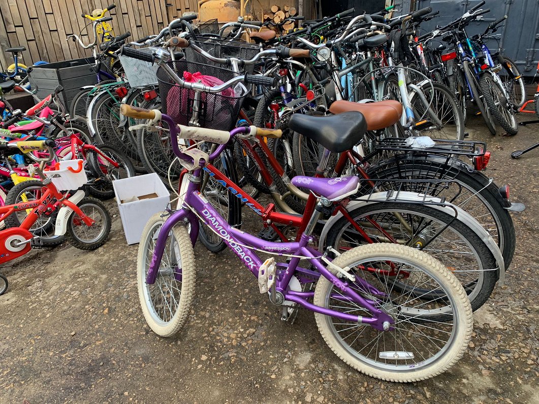 Пожертвованные латвийцами велосипеды для украинских беженцев