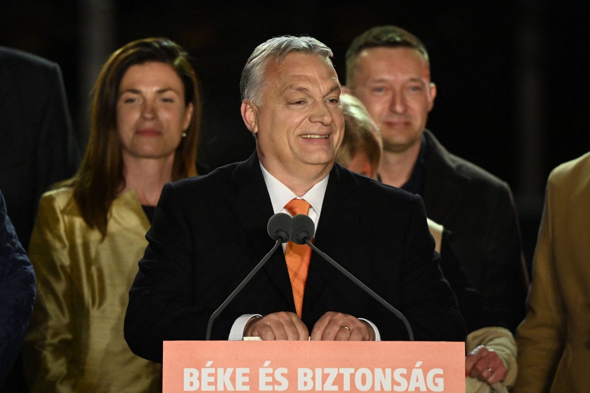 Ungārijas valdošā partija „Fidesz” un līdzšinējais premjerministrs Viktors Orbāns