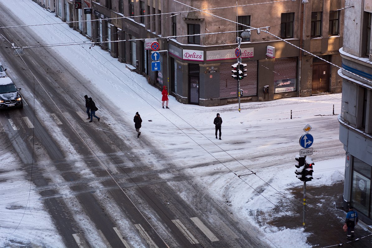 Šogad būtiski audzis avāriju skaits ar cietušajiem uz gājēju pārejām; Rīgā – teju dubultojies