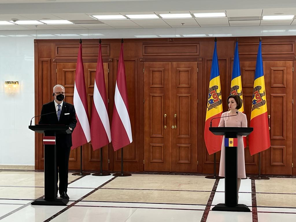 Latvijas prezidents Egils Levits un Moldovas prezidente Maja Sandu