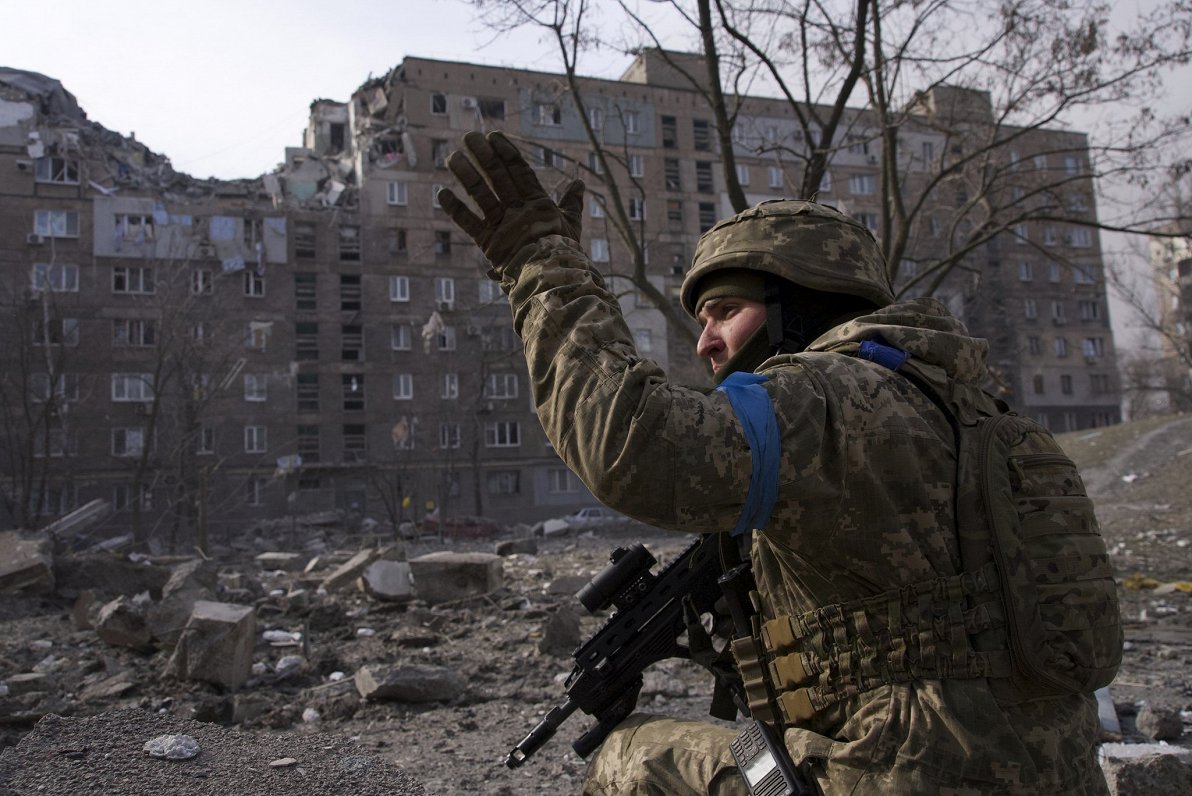 Ukrainas karavīrs Mariupolē