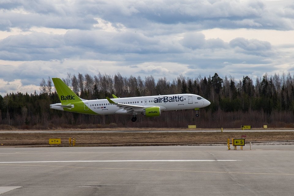 &quot;airBaltic&quot; bāzes atklāšana Temperē, Somijā.