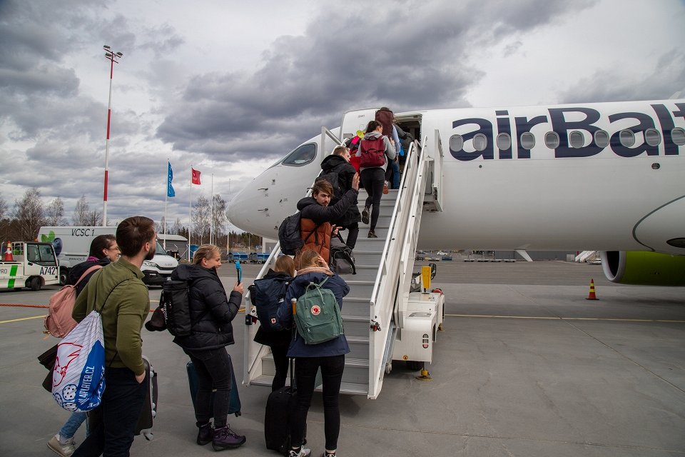 &quot;airBaltic&quot; bāzes atklāšana Temperē, Somijā.