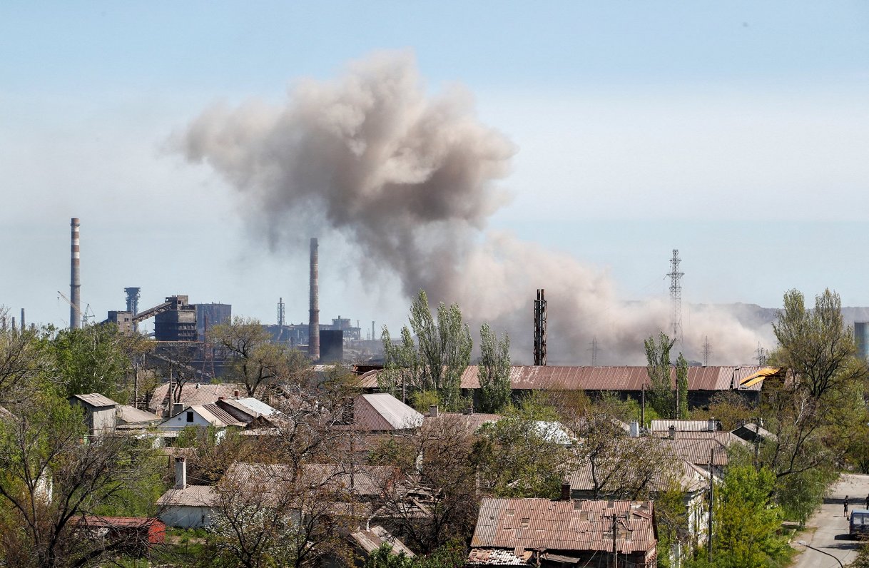 Krievija turpina bombardēt &quot;Azovstaļ&quot; rūpnīcu