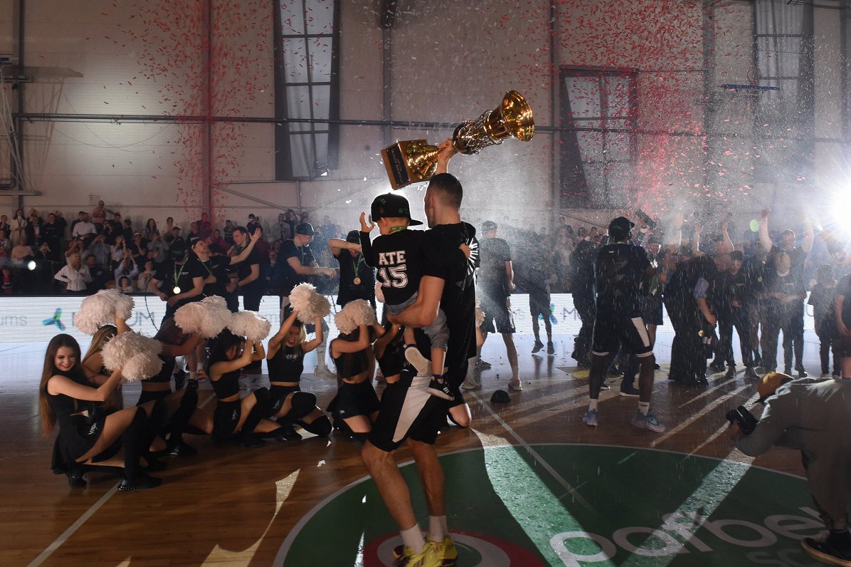 Latvijas Basketbola līgas spēles apbalvošanas ceremonija
