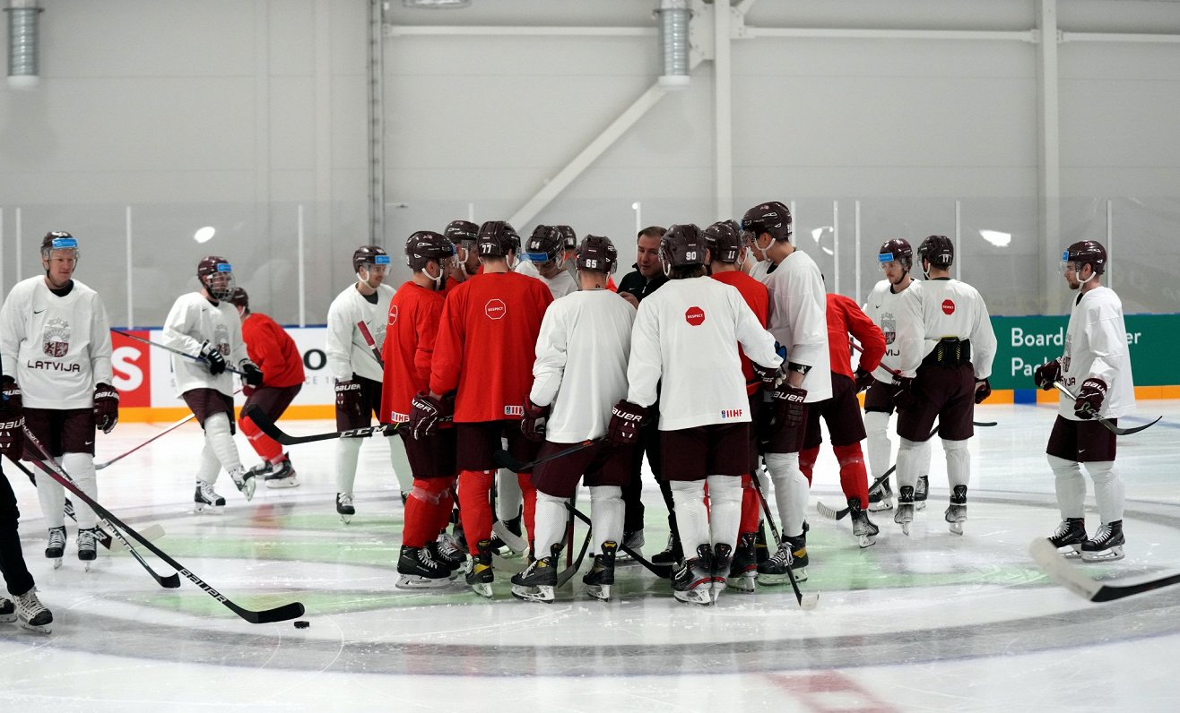 Etter bortekampen må latviske hockeyspillere spille en viktig kamp mot Østerrike / Artikkel